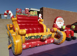 a0156886 7d3a 44f6 b802 302558ef456e 1759116056 1 Holiday Photo Op Sled